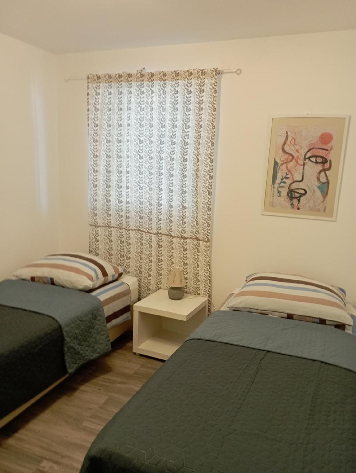 Apartments Frigan Maslenica Exterior photo